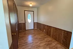 1114 Greenwood St E, Thief River Falls, MN 56701 - Photo 5