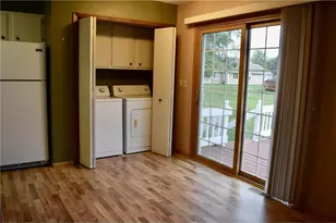 1114 Greenwood St E, Thief River Falls, MN 56701 - Photo 27