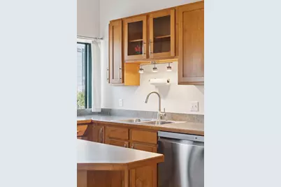 523 Jackson Street #302, Saint Paul, MN 55101 - Photo 9