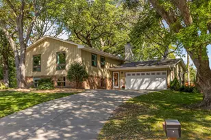 7136 Coachwood Cir, Woodbury, MN 55125 - Photo 1