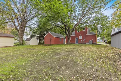 218 N Sherwood Street, Ivanhoe, MN 56142 - Photo 5