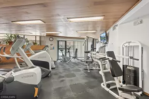 26 10th Street W, Saint Paul, MN 55102 - Photo 21