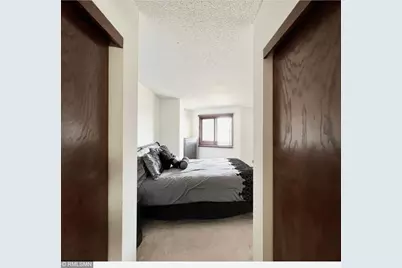 26 10th Street W #1807, Saint Paul, MN 55102 - Photo 17