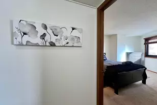 26 10th Street W, Saint Paul, MN 55102 - Photo 15