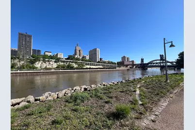 26 10th Street W #1807, Saint Paul, MN 55102 - Photo 33