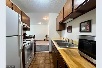 26 10th Street W #1807, Saint Paul, MN 55102 - Photo 11