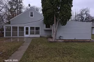 805 N Renville St, Winthrop, MN 55396 - Photo 1