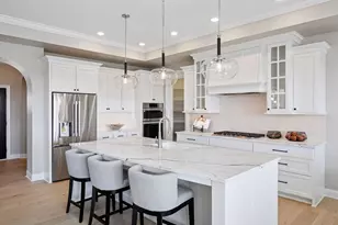 9044 Mills Ln, Chanhassen, MN 55317 - Photo 1