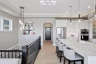 9044 Mills Ln, Chanhassen, MN 55317 - Photo 7