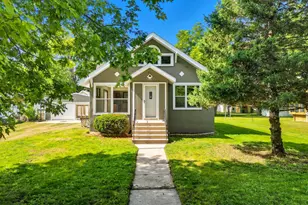 217 N Central Ave, Truman, MN 56088 - Photo 1