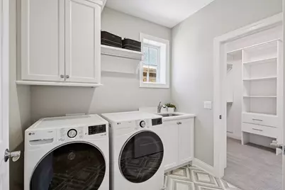 9085 Mills Lane, Chanhassen, MN 55317 - Photo 25