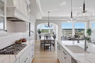 9085 Mills Ln, Chanhassen, MN 55317 - Photo 11