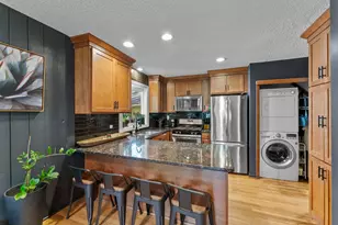 1805 Archer Ln N, Plymouth, MN 55447 - Photo 3