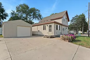 205 Grant Ave SW, Richmond, MN 56368 - Photo 1