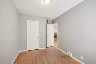 272 Butler Ave E, West Saint Paul, MN 55118 - Photo 17