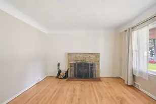 272 Butler Ave E, West Saint Paul, MN 55118 - Photo 7