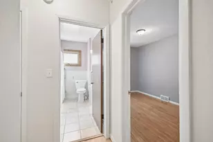 272 Butler Ave E, West Saint Paul, MN 55118 - Photo 15