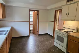 652 E 3rd St, Winona, MN 55987 - Photo 21