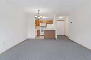 2231 Penn Pl, North Saint Paul, MN 55109 - Photo 13