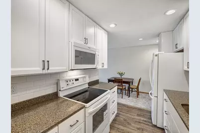 3421 Kent Street #614, Shoreview, MN 55126 - Photo 3