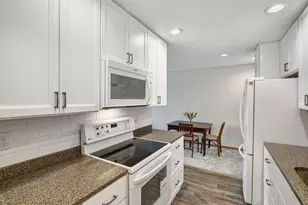 3421 Kent St, Shoreview, MN 55126 - Photo 3