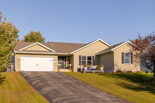 1714 Jasmine Dr, Alexandria, MN 56308 - Photo 1