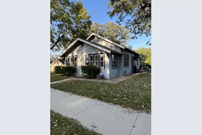 430 5th Avenue NE, Saint Cloud, MN 56304 - Photo 1