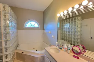 4413 Slater Rd, Eagan, MN 55122 - Photo 9