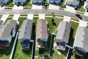 6136 35th St S, Fargo, ND 58104 - Photo 5