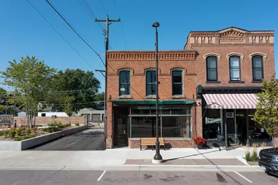 108 S Meridian Street, Belle Plaine, MN 56011 - Photo 9