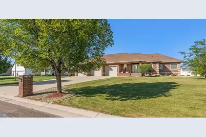 4814 37th Avenue N, Reile's Acres, ND 58102 - Photo 3