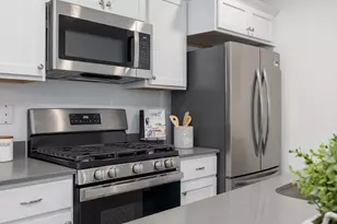 2034 James Ave N, Minneapolis, MN 55411 - Photo 13