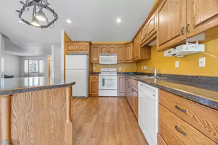 600 32 St N, Moorhead, MN 56560 - Photo 9