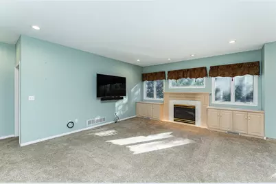 360 Wimbledon Hills Drive SW, Rochester, MN 55902 - Photo 11