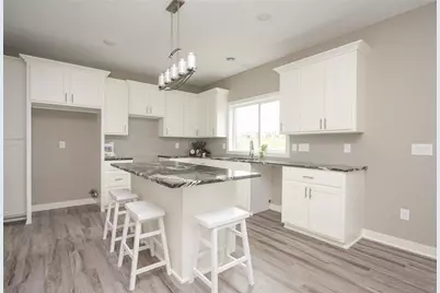 5913 Rub Of The Green Street, Saint Cloud, MN 56304 - Photo 7