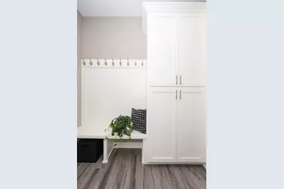 5913 Rub Of The Green Street, Saint Cloud, MN 56304 - Photo 5