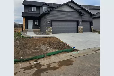 971 45th Avenue NE, Saint Cloud, MN 56304 - Photo 1