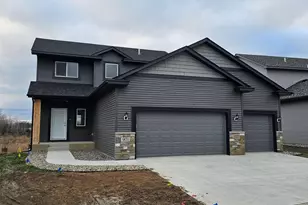 971 45th Ave NE, Saint Cloud, MN 56304 - Photo 1