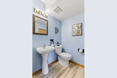 46 E 13th Street, Waconia, MN 55387 - Photo 13