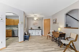 46 E 13th St, Waconia, MN 55387 - Photo 7