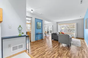 8716 N Bay Dr, Chanhassen, MN 55317 - Photo 3