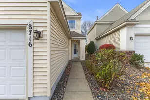 8716 N Bay Dr, Chanhassen, MN 55317 - Photo 3