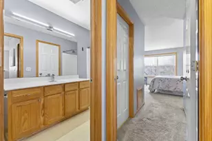 8716 N Bay Dr, Chanhassen, MN 55317 - Photo 21