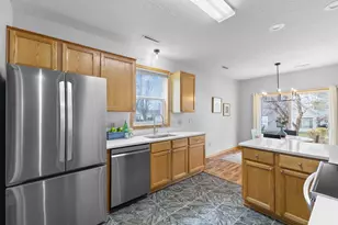 8716 N Bay Dr, Chanhassen, MN 55317 - Photo 13