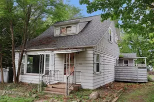 119 E 1st Ave, Luck, WI 54853 - Photo 1