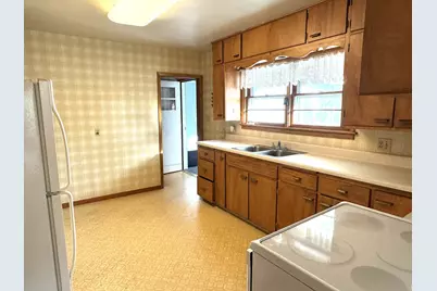 402 3rd Street NE, Fosston, MN 56542 - Photo 11