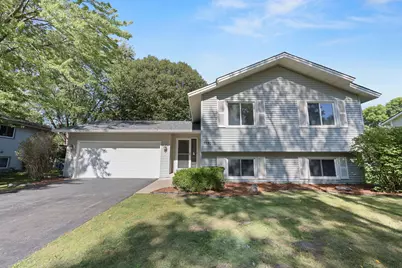 7350 Berkshire Way N, Maple Grove, MN 55311 - Photo 1