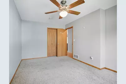 1802 18th Street SW, Austin, MN 55912 - Photo 23