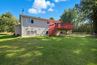 1802 18th Street SW, Austin, MN 55912 - Photo 49