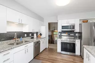 2955 Yosemite Ave S, Saint Louis Park, MN 55416 - Photo 9